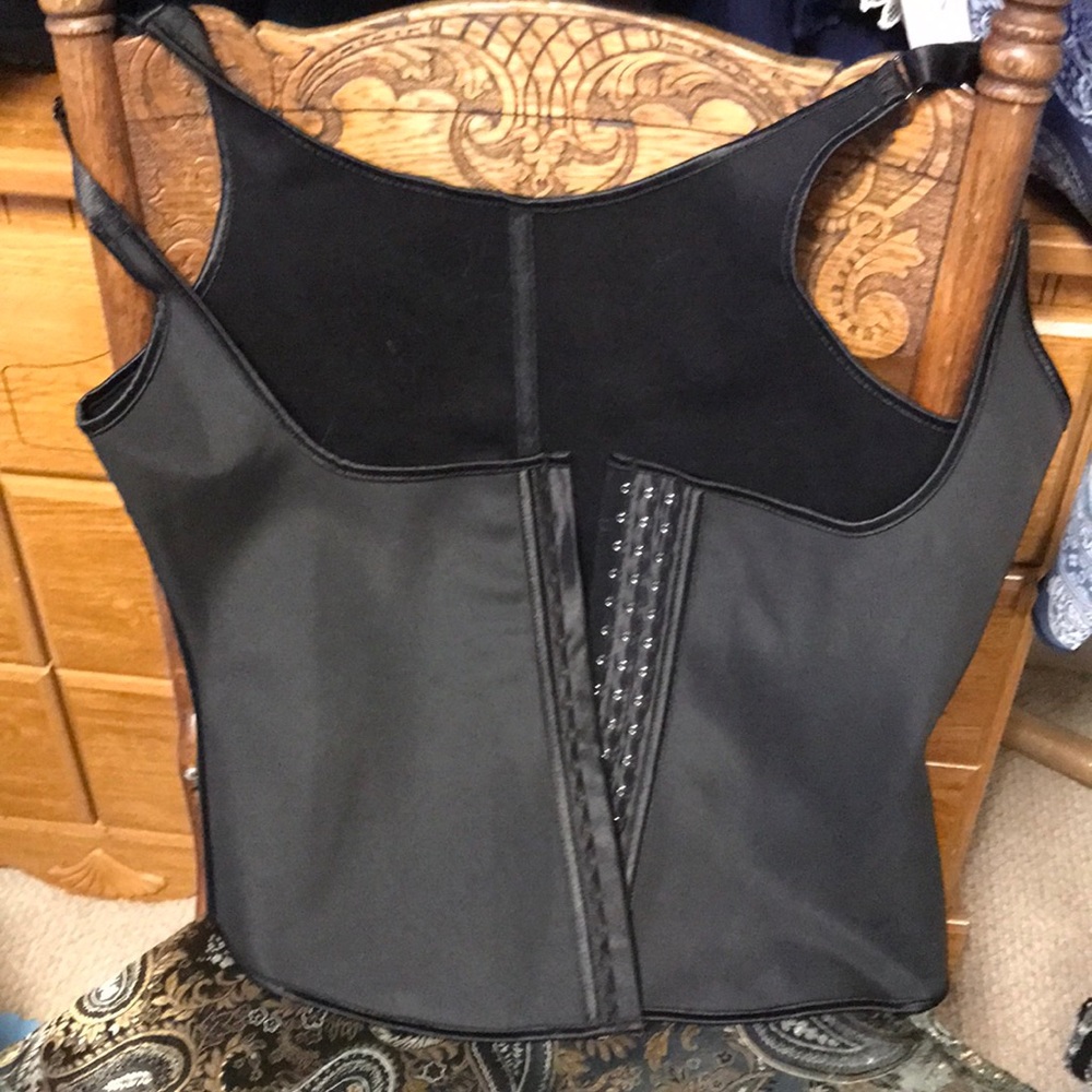 Waist Trainer - image 1